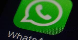 WhatsApp limita la transferencia de mensajes a cinco destinatarios