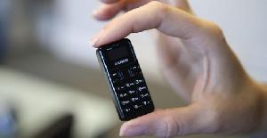 ¿Cuál es el teléfono móvil más pequeño del mundo?
